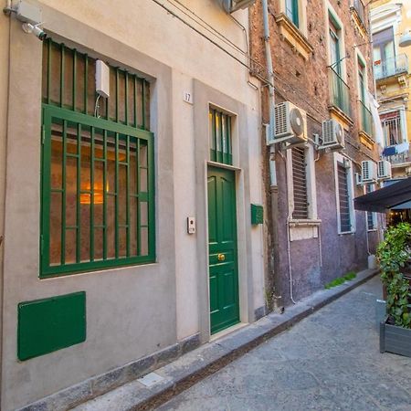 L'Angoletto Del Viaggiatore Catania Exterior photo